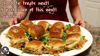 HAWAIIAN PULLED PORK SLIDERS!