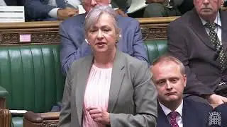 Labour MPs laugh after Keir Stamer Liz Saville Roberts 'speaks rubbish'