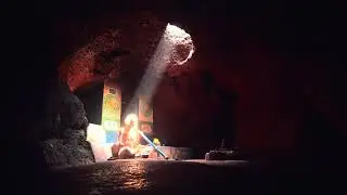 Didgeridoo in a cave in India