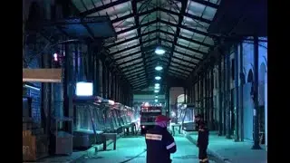 &Sigma;&tau;&omicron; &kappa;έ&nu;&tau;&rho;&omicron; &tau;&eta;&sigmaf; &Alpha;&theta;ή&nu;&alpha;&sigmaf;, &sigma;&tau;&eta; &Beta;&alpha;&rho;&beta;ά&kappa;&epsilon;&iota;&omicron; &alpha;&gamma;&omicron;&rho;ά έ&chi;&epsilon;&iota; &xi;&epsilon;&sigma;&pi;ά&sigma;&epsilon;&iota; &pi;&upsilon;&rho;&kappa;&alpha;&gamma;&iota;ά &mu;&epsilon; &tau;&eta;&nu; &Pi;&upsilon;&rho;&omicron;&sigma;&beta;&epsilon;&sigma;&tau;&iota;&kappa;ή &nu;&alpha; &beta;&rho;ί&sigma;&kappa;&epsilon;&tau;&alpha;&iota; &epsilon;