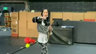 Meng'er Zhang Training With Female Traineer Behind The Scene