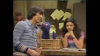 Classic Sesame Street - Grover Mexican Band 1976