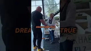 Khabib Helps Old Lady Make Her Dream Come TRUE ❤️