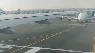 Emirates boing 777 Flight take off from Dubai international airport