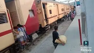 ग्वालियर में रेलवे  का अजूबा कारनामा : रोज हजारो यात्री और कर्मचारी परेशान होते है...