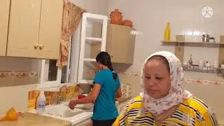 ما نجمتش نفطر من غير صابرين/  الظروف حكمت انه نقضي في الليل