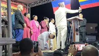 STIVEN JAVIER CAE COMO MUERTO CUANDO LO UNGEN COMO PATOR SE ARMA TERREMOTO ESPIRITUAL