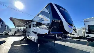 Jayco Seismic Luxury 4113 2023 года &mdash; подробный обзор (если у вас есть вопросы, оставьте комментарий!)
