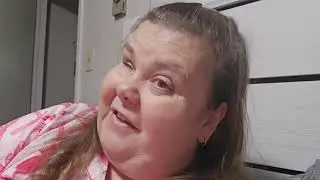 Vlog Organizing and Decluttering Bedroom and Closet 