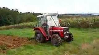 IMT 549 DV ploughing