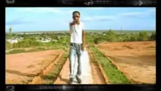 EL YVES -- Molia narova (clip gasy)