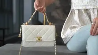 CHANEL MINI PERFECT FIT FLAP BAG AS2615 B05973 10601
