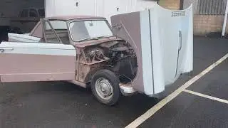 Lot 1 - Triumph Herald 948 Coupe