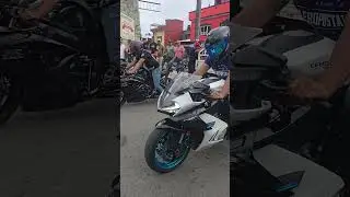 Suzuki GSXR600 против CFMOTO 675RRS #dragracing #quartermile #motocycleracing #cfmoto675srr #cbr6...