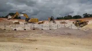 Creating the HS2 South Heath cutting.