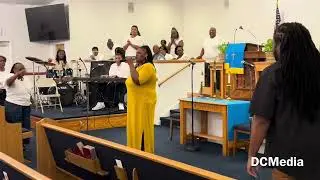 Italya Taio - I Have A Father Who Can/Praise Break (2025)