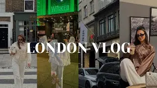 LONDON VLOG: WICKED on stage, titanic experience, harrods, ralph's coffee, a delayed train & more!