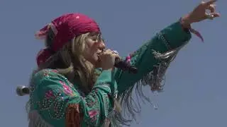 Lainey Wilson - Straight Up Sideways - Live at Stagecoach 2022
