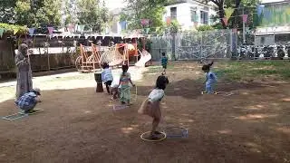 melompat lalu pukul djimbe 1