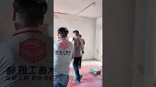 Sintered stone floor installation process. #sinteredstone #factory #interiordesign #floor #homedecor