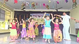 Sankranthi vochindhi dance by Nursery Girls (1) @ BVR E-technoschool (2025-26)