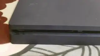 PS4 Slim top cover removal