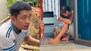 How did Mr. Tuan sneak into the house to save the monkey Xuka from the neighbor's house?