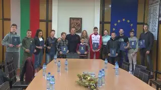 Община Пазарджик отличи най-добрите си спортисти за месец Декември