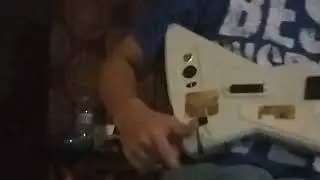 An explanation of the rake strumming method for I'm the One Solo 2a