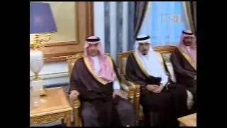 خادم الحرمين الشريفين يستقبل الرئيس محمود عباس