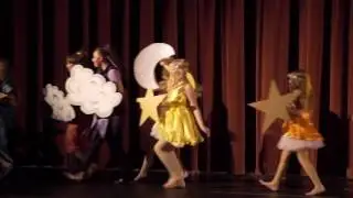 PETER PAN JR 2017 Lili, Maddy, and Olivia