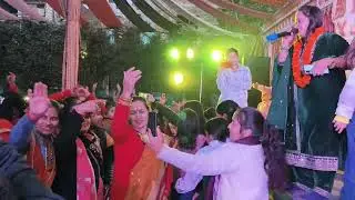 Dance ki video #facebook #500subcribers #1000subs ##uttrakand #followforfollowback @rahulgusain2842 