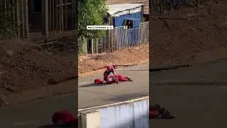 Santa Claus fighting with spider man 😱😲 #fighting #santaclaus #merrychristmas