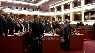 ''Luft&euml;'' politike pas paqes p&euml;r Nanon/ Mazhoranca e opozita debate p&euml;r sh&euml;ndet&euml;sin&euml; dhe buxhetin
