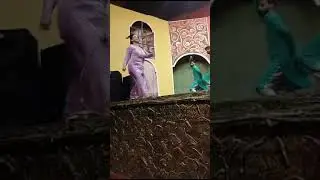 Gujranwala Capri theatre donon saheliyon ka achcha dance#10subscriber #abdullahofficial #subscriber