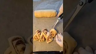 One more cinnamon bunshaping #cinnamonrolls #buns #булочки #пирожки #bakingideas #panini #bollo