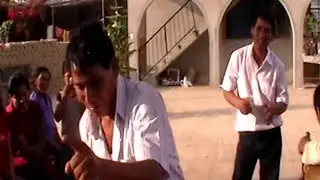 canta: Yuri Ramos P. .(hay chinita)