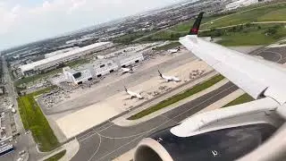Air Canada Express Embraer 175 (C-FUJA) takeoff from Toronto Pearson. [4K 60]