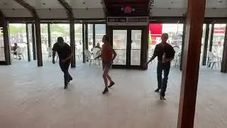 Nyoh's / Flannagan's Dublin Louisiana Hot Sauce Dance