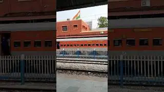 #YouTube shots video#Ara station#new train 🚂