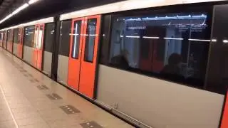 Going out of GVB M5 107/108 @ Subway Station Waterlooplein