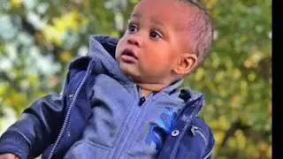 Baby curry 19 months shooting hoops...