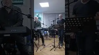 Caddelerde rüzgar