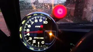 Chevette cortando giro