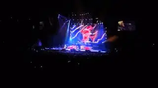 GUNS N' ROSES - YOU CAN'T PUT YOUR ARMS AROUND ME / ATTITUDE - T-MOBILE LIVE IN LAS VEGAS - APRIL 9