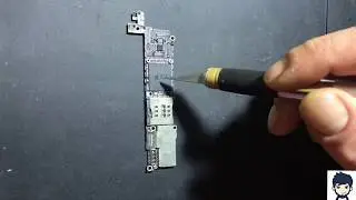 iPhone 5s красный экран,ошибка 4013 не удачный ремонт.red screen,error 4013 is not a good repair