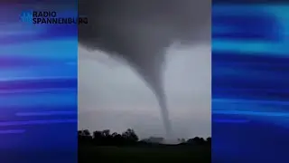 Tornado zorgt voor schade aan boerderij in Langweer
