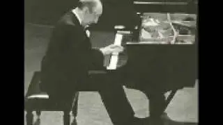 Horowitz in Paris - First  recital 26 Oct. 1985 (1) Scarlatti Sonate K87 & K135