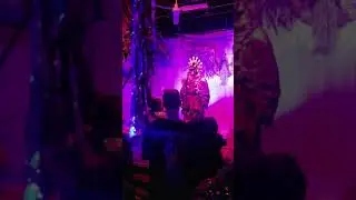 Machine Dazzle performing!