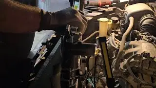 2009 Dodge Grand Caravan radiator replacement 